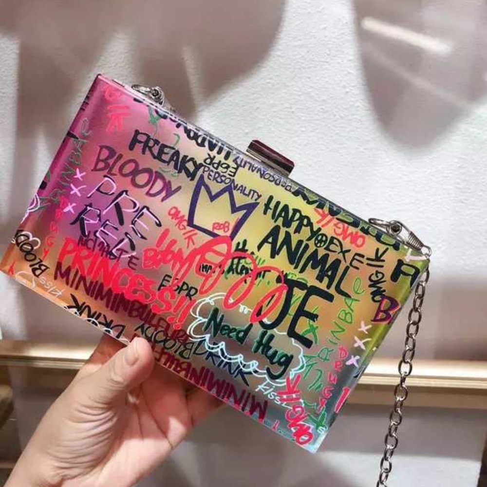 Graffiti love hard case purse